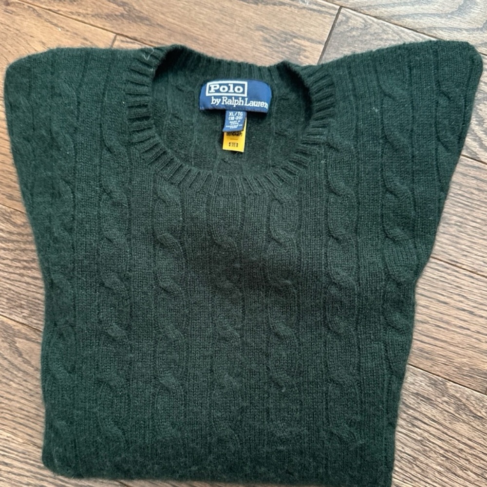 Sweater (#328)
